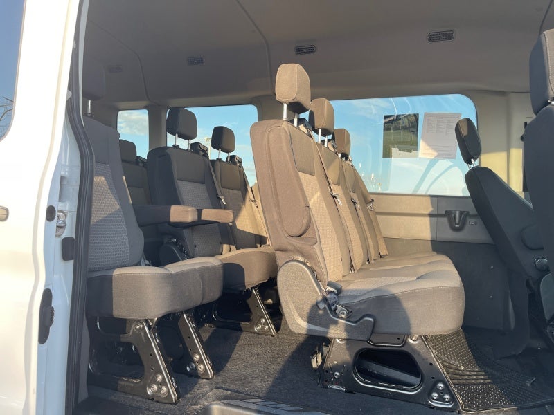 2024 Ford Transit Passenger Wagon XLT