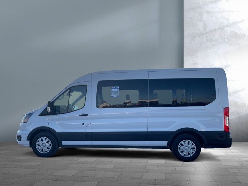2024 Ford Transit Passenger Wagon XLT