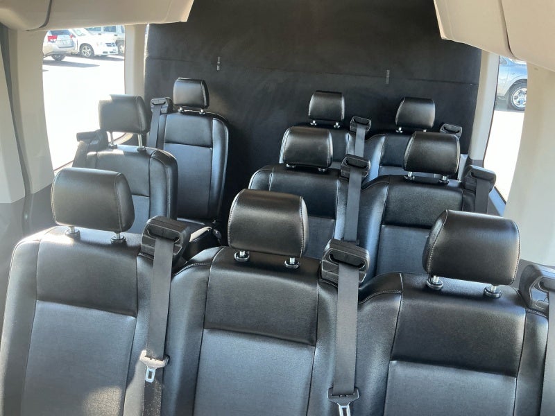 2022 Ford Transit Passenger Wagon XL