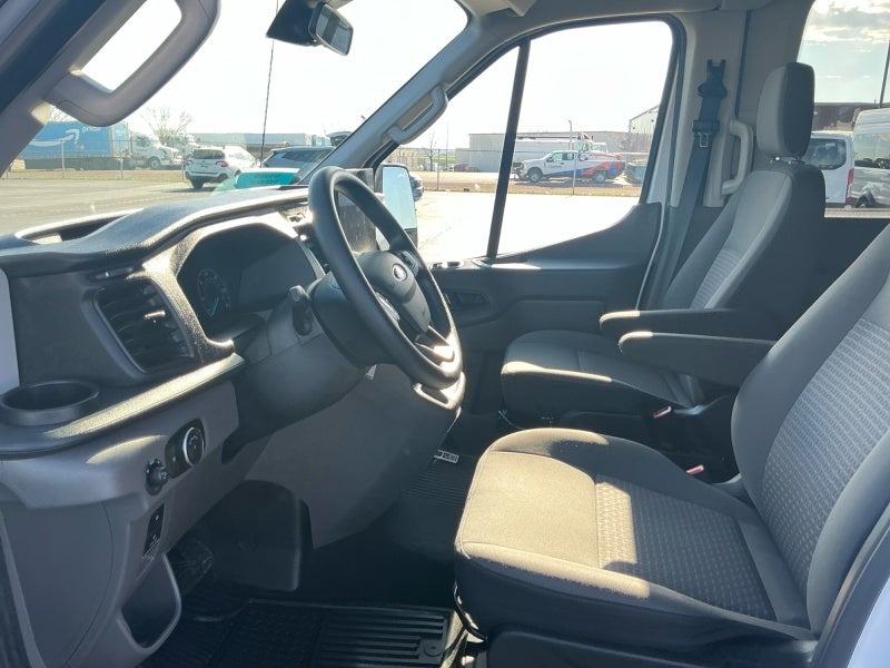 2024 Ford Transit Passenger Wagon XLT