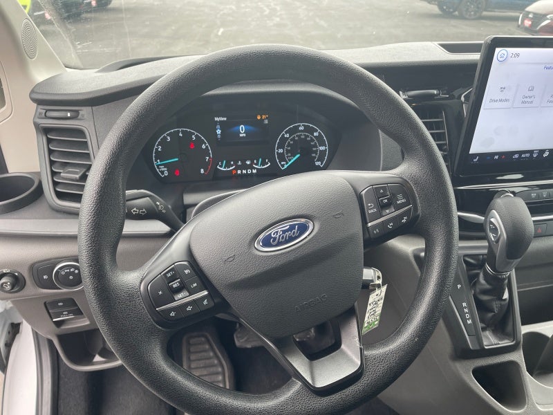 2023 Ford Transit Passenger Wagon XLT