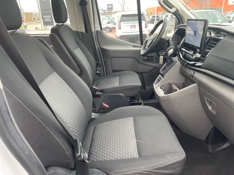 2023 Ford Transit Passenger Wagon XLT