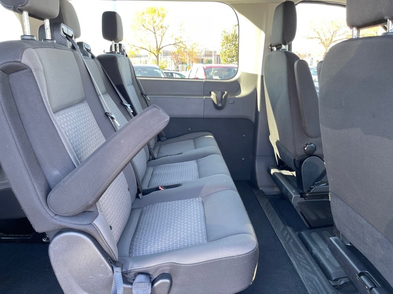 2024 Ford Transit Passenger Wagon XLT