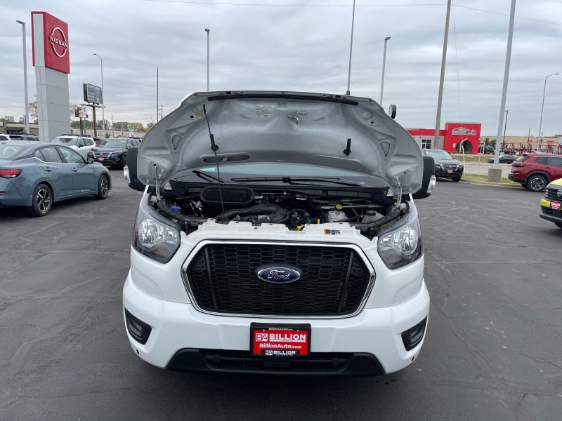 2024 Ford Transit Passenger Wagon XLT