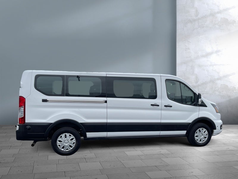 2024 Ford Transit Passenger Wagon XLT