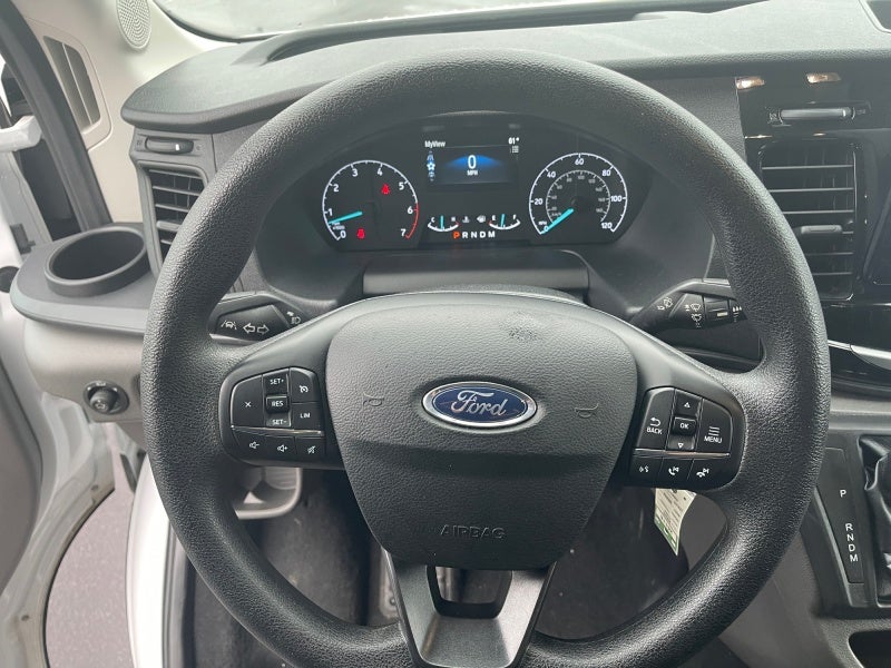 2025 Ford Transit Passenger Wagon XLT