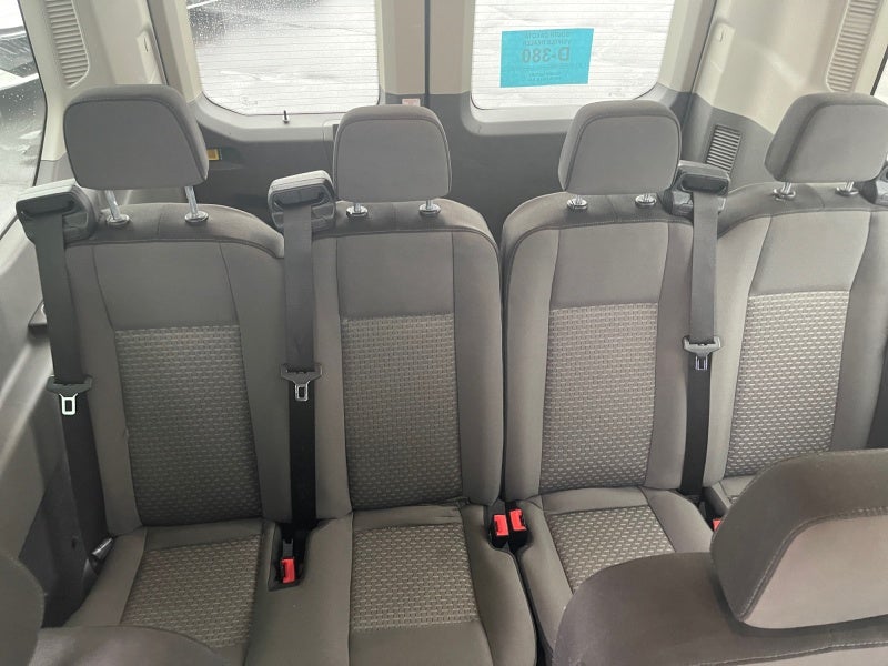 2025 Ford Transit Passenger Wagon XLT