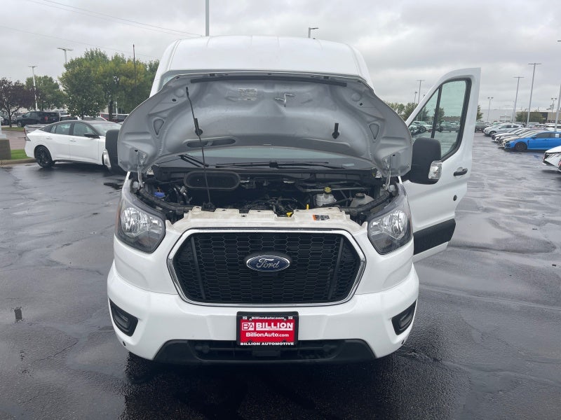 2025 Ford Transit Passenger Wagon XLT