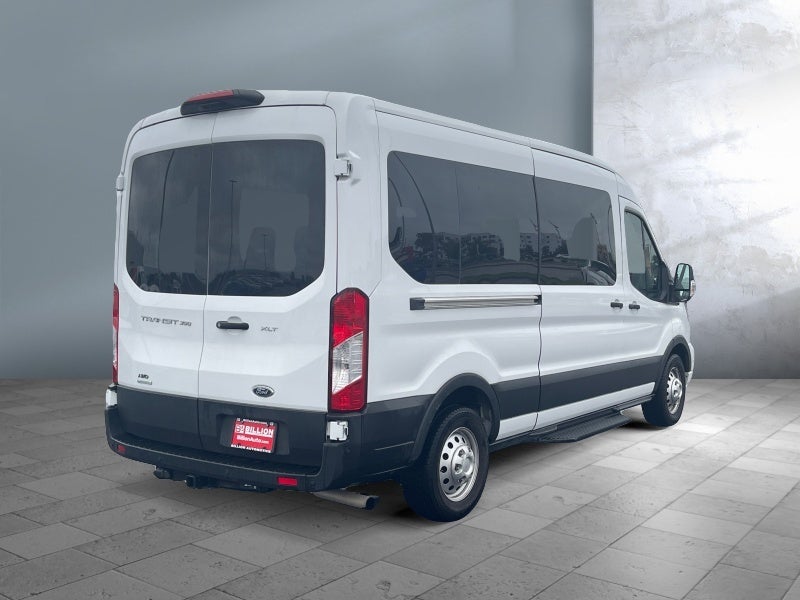 2025 Ford Transit Passenger Wagon XLT