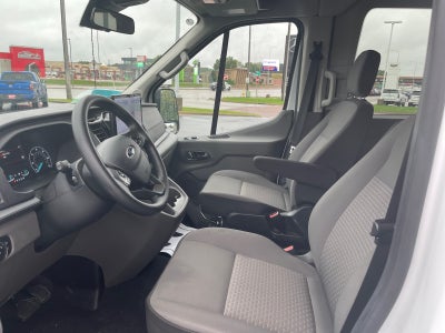 2025 Ford Transit Passenger Wagon XLT