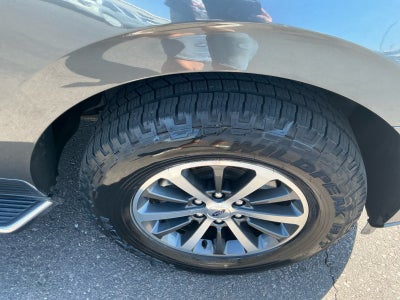 2021 Ford Expedition Max XLT