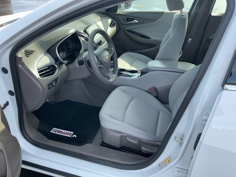 2023 Chevrolet Malibu LS