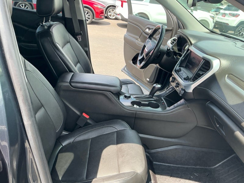 2019 GMC Acadia SLT