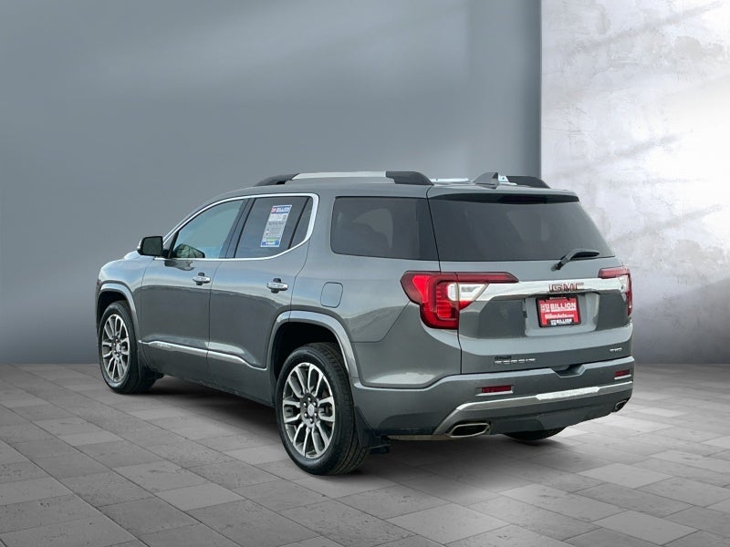 2022 GMC Acadia Denali