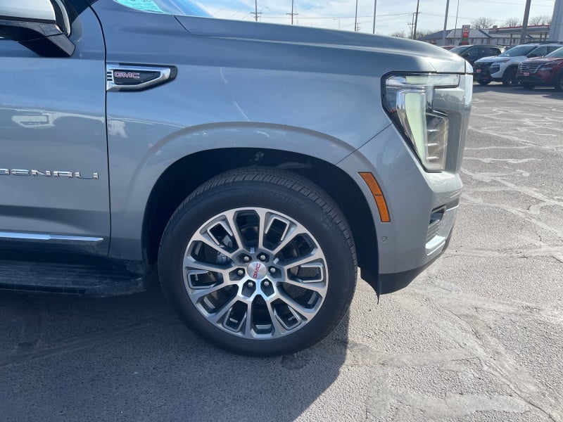 2025 GMC Yukon Denali