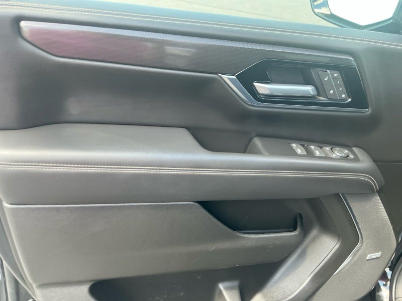 2025 GMC Yukon XL Elevation