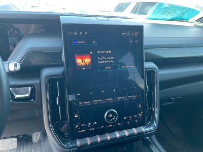 2025 GMC Yukon XL AT4