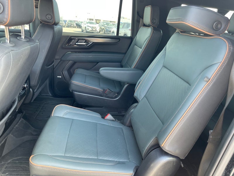 2025 GMC Yukon XL AT4