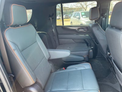 2025 GMC Yukon XL AT4