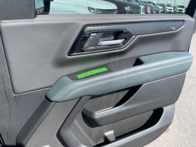 2025 GMC Yukon XL AT4