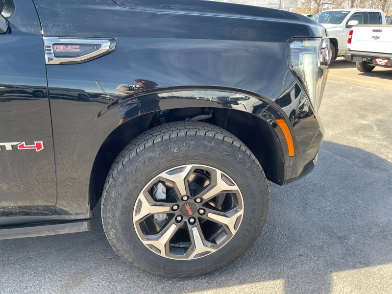 2025 GMC Yukon XL AT4