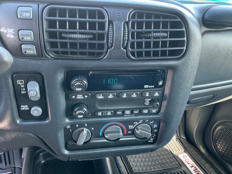 2003 Chevrolet Blazer LS