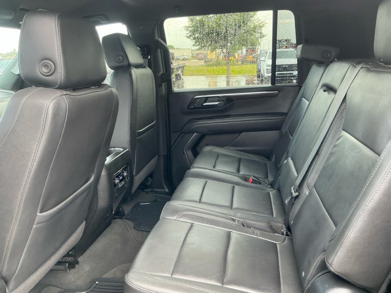 2025 Chevrolet Suburban Z71
