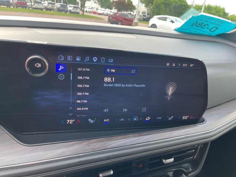 2025 Chevrolet Suburban Z71