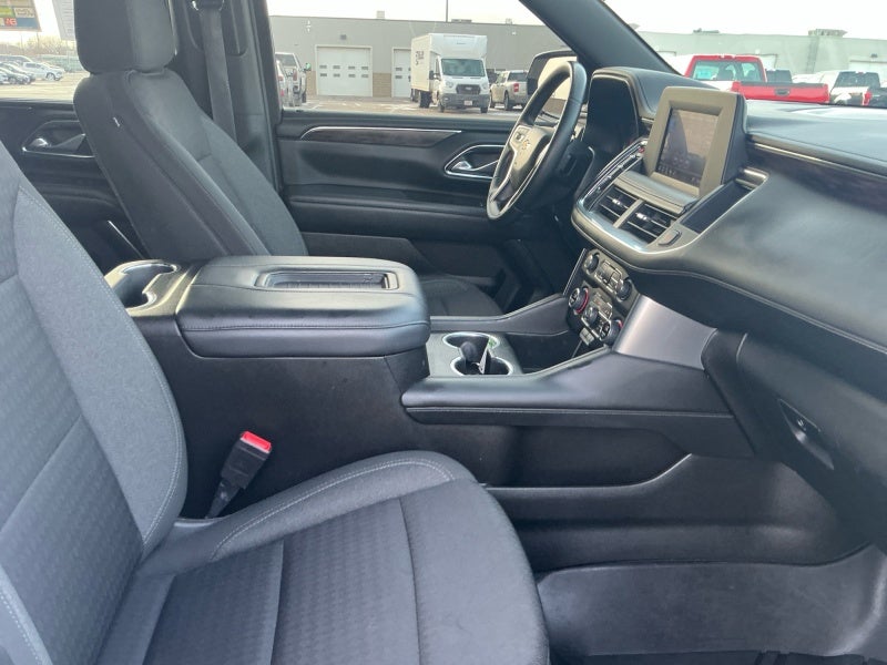 2023 Chevrolet Suburban LS