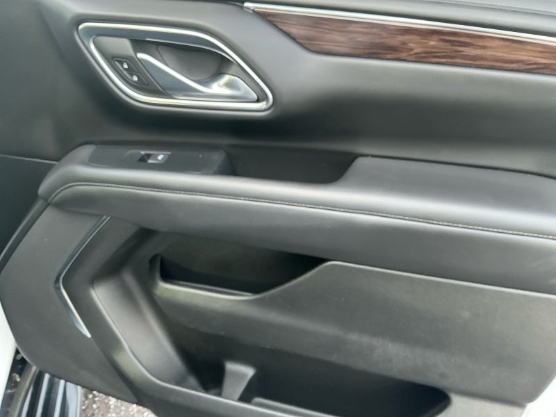 2023 Chevrolet Suburban LS