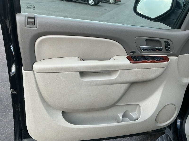 2011 Chevrolet Suburban LT