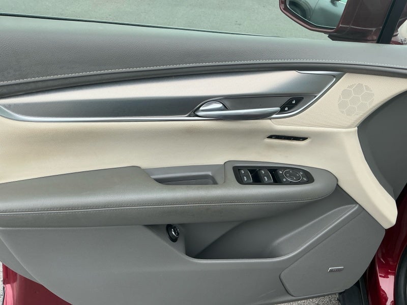 2017 Cadillac XT5 Premium Luxury AWD