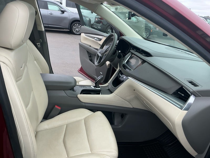2017 Cadillac XT5 Premium Luxury AWD