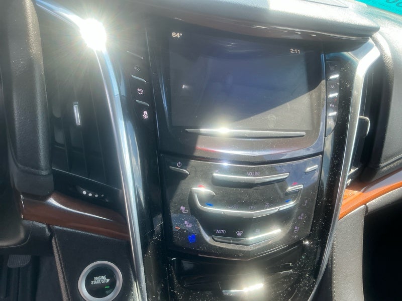 2018 Cadillac Escalade Luxury