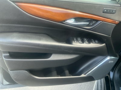 2018 Cadillac Escalade Luxury