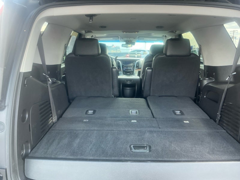 2018 Cadillac Escalade Luxury