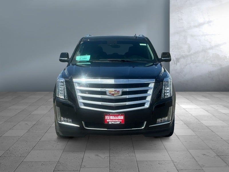 2018 Cadillac Escalade Luxury