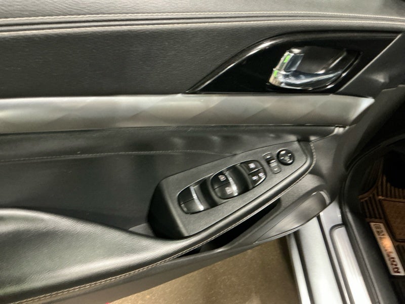 2023 Nissan Maxima SV