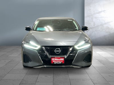 2023 Nissan Maxima SV