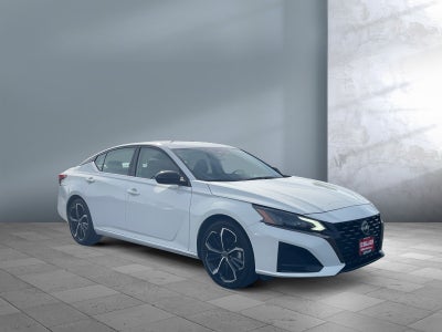 2023 Nissan Altima 2.5 SR