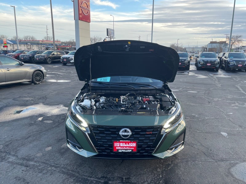 2025 Nissan Altima SR