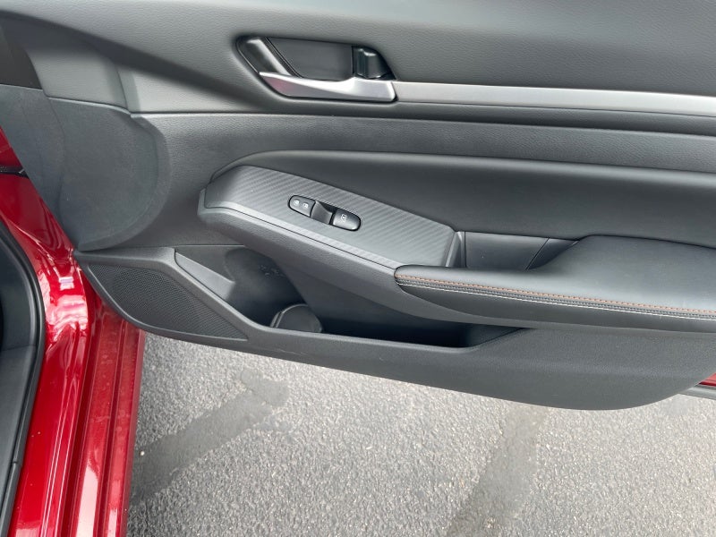2026 Nissan Altima SR