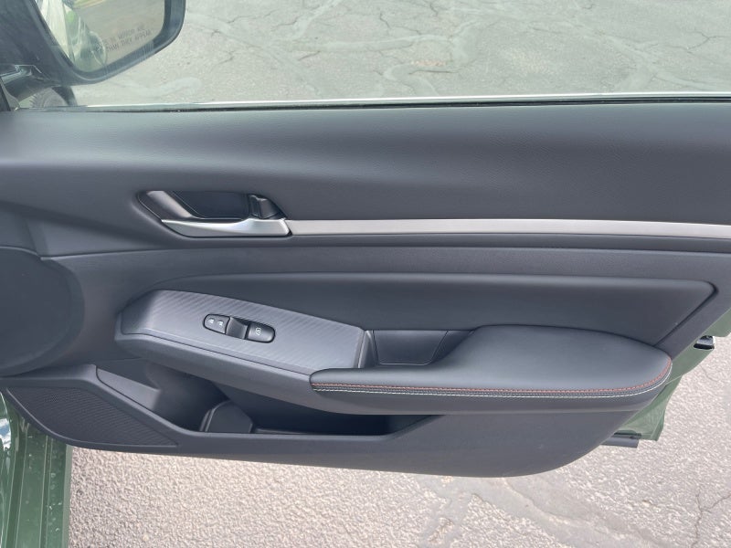 2026 Nissan Altima SR