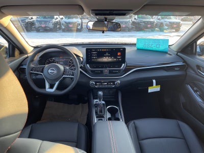 2025 Nissan Altima SR