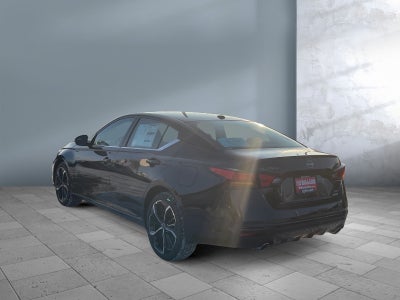 2025 Nissan Altima SR