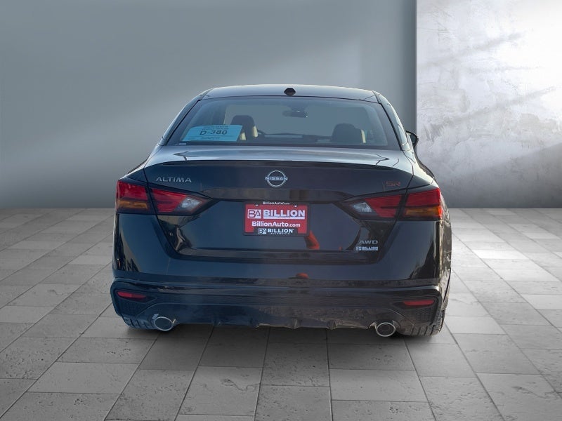 2025 Nissan Altima SR