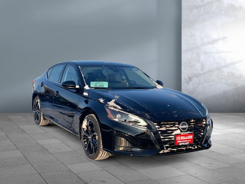 2025 Nissan Altima SR