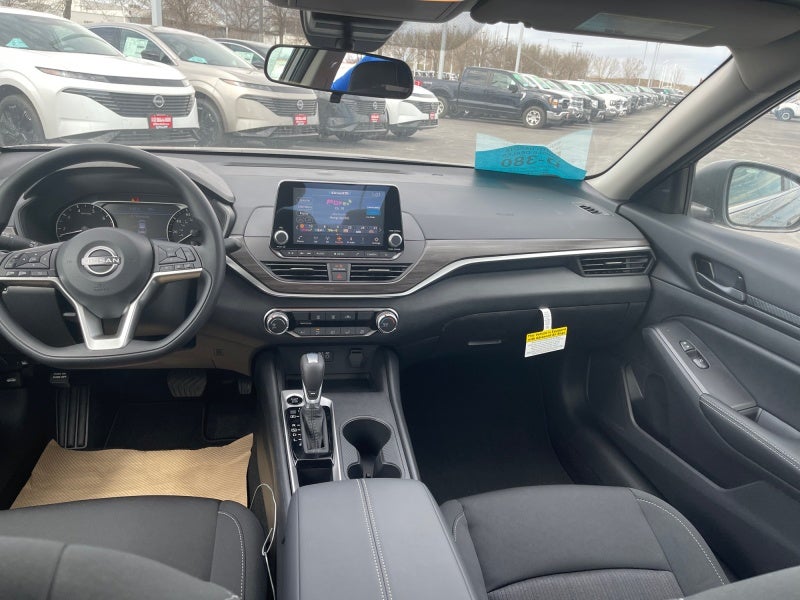 2026 Nissan Altima SV