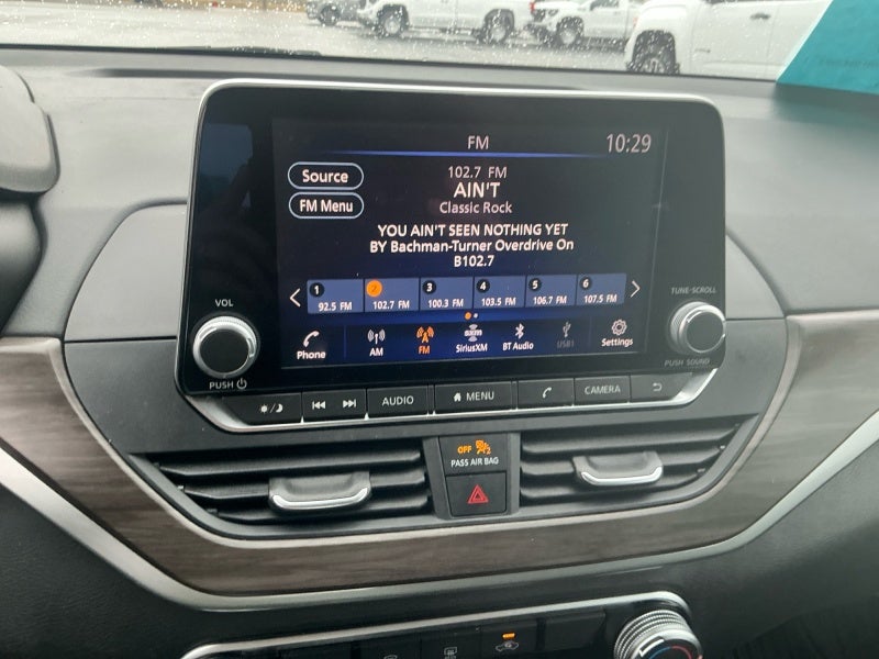 2025 Nissan Altima SV