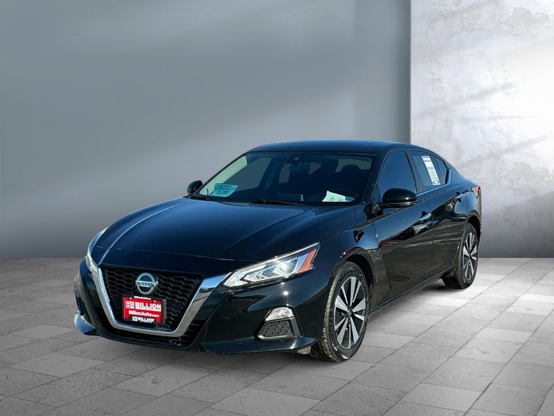 2022 Nissan Altima SV